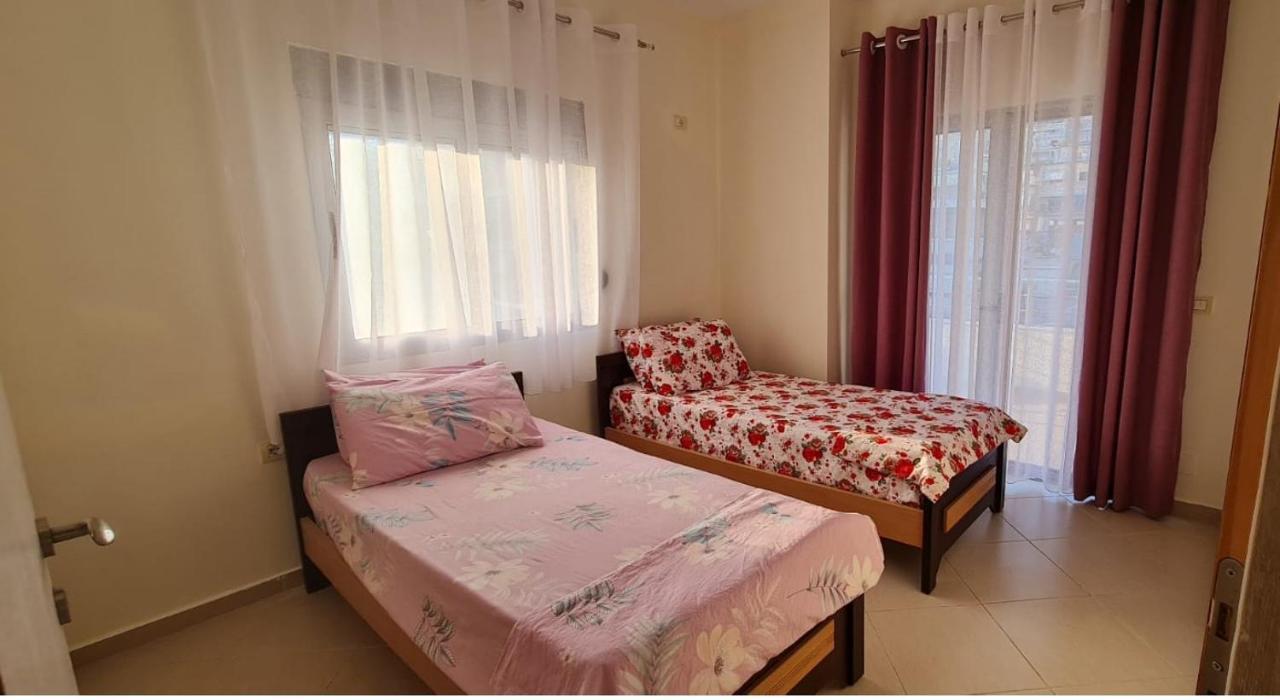 Saranda City Center & Beach Apartament 2 Bed Room Екстериор снимка