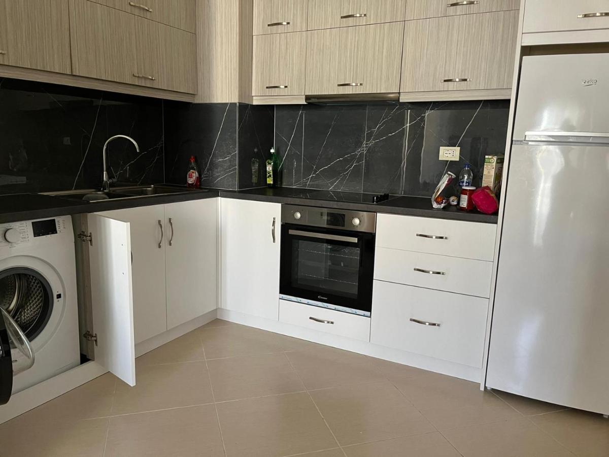 Saranda City Center & Beach Apartament 2 Bed Room Екстериор снимка