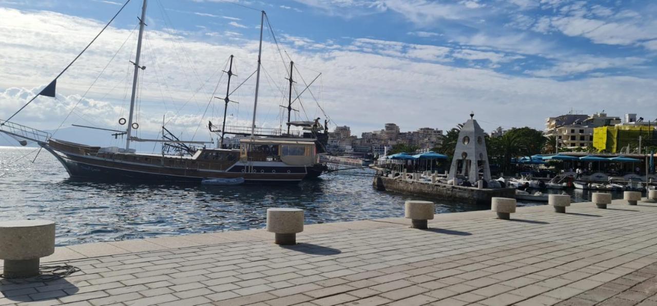 Saranda City Center & Beach Apartament 2 Bed Room Екстериор снимка