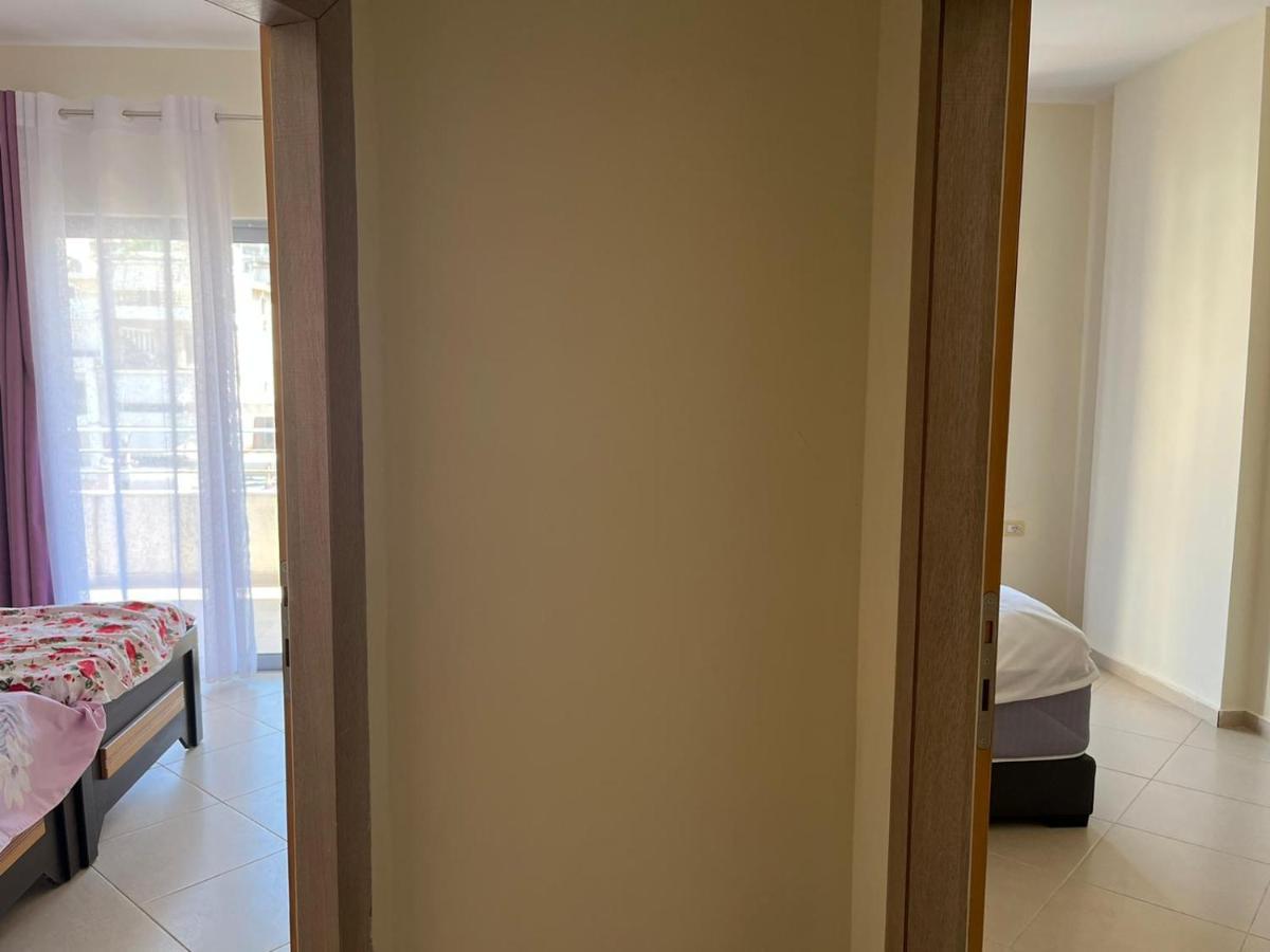 Saranda City Center & Beach Apartament 2 Bed Room Екстериор снимка