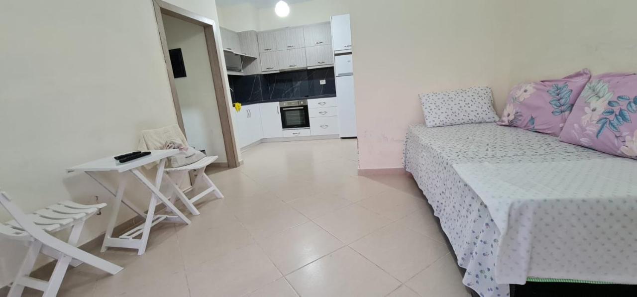Saranda City Center & Beach Apartament 2 Bed Room Екстериор снимка